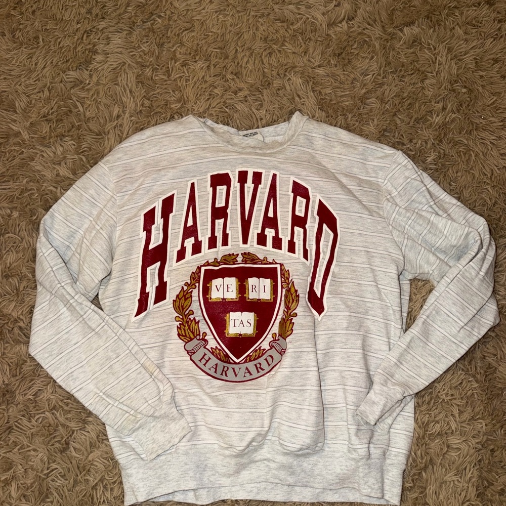 Vintage Harvard Logo Men's Crewneck Sweatshirt - Light Gray with Crimson Crest